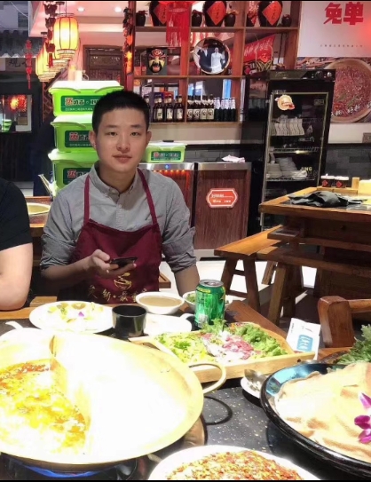 尚龙的第四张照片--辽宁闪婚服务中心