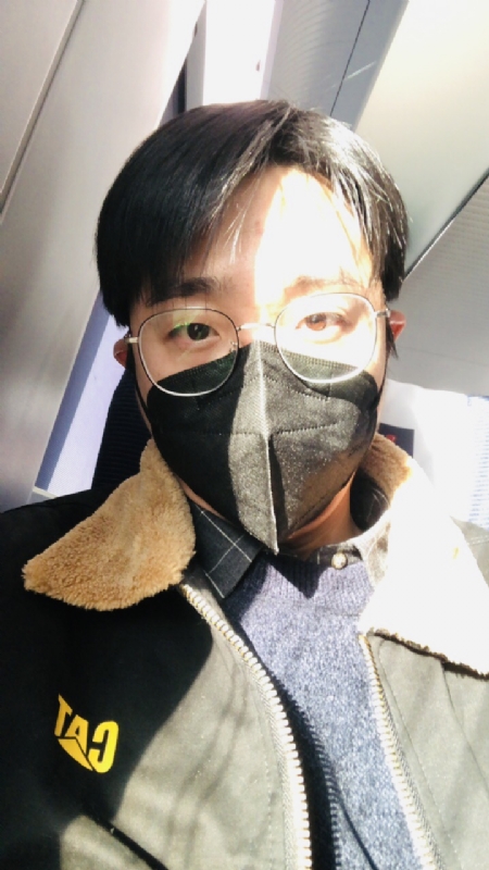 小雨的第一张照片--辽宁闪婚服务中心