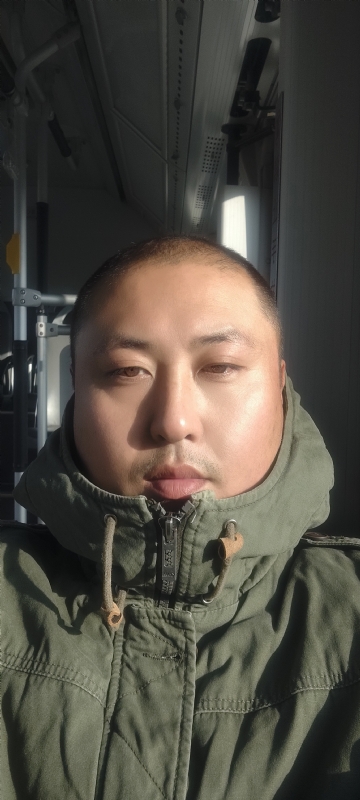 向往生活的第一张照片--辽宁闪婚服务中心