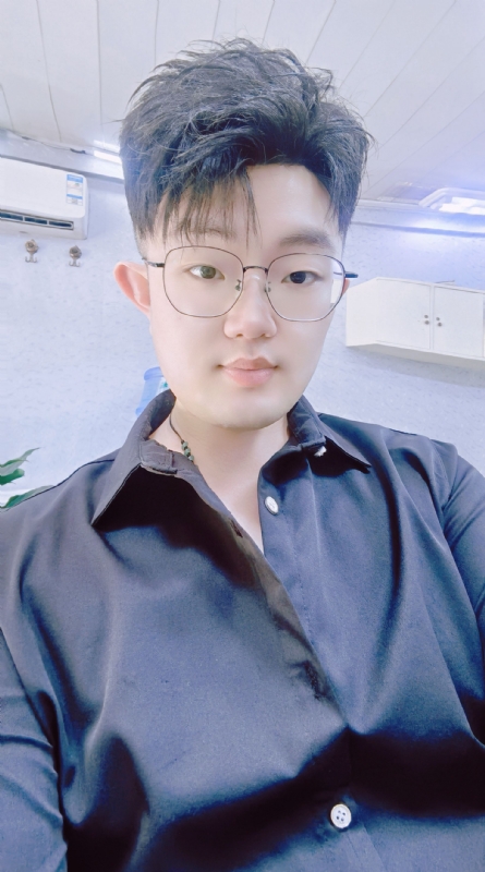 赵财进宝的第二张照片--辽宁闪婚服务中心