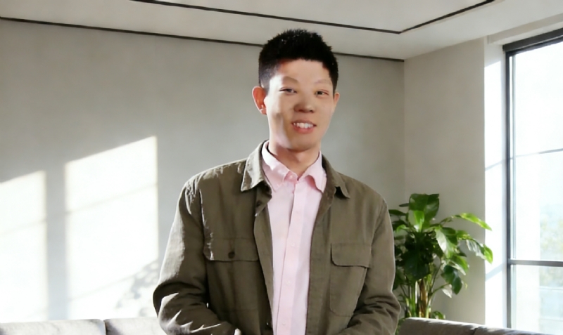 卺卺的第一张照片--辽宁闪婚服务中心